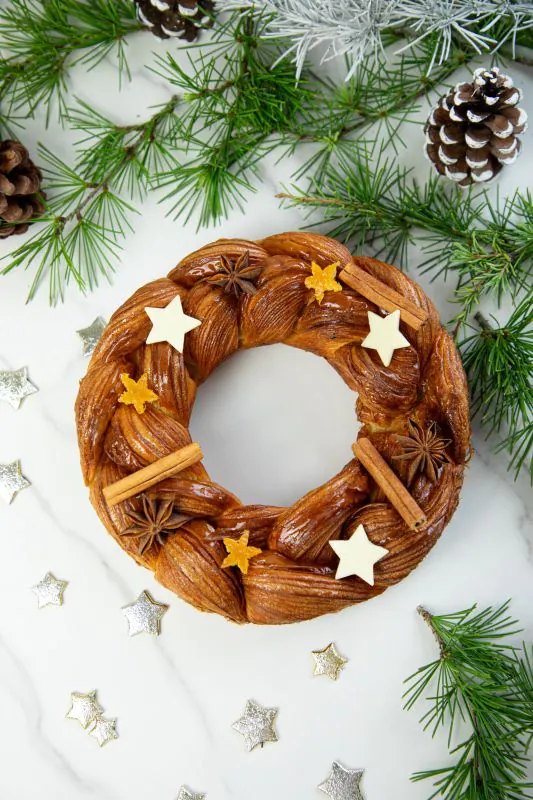 Couronne feuilletée épices & orange